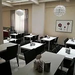 プルプル ホテル 3*